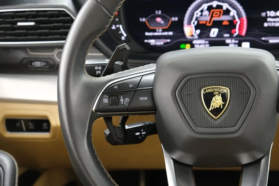 2020 Lamborghini Urus - Image 13 of 18