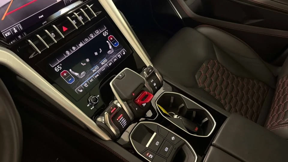 2020 Lamborghini Urus - Image 19 of 20