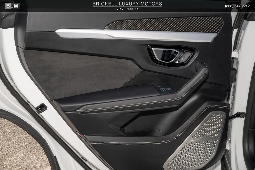 2020 Lamborghini Urus - Image 15 of 31