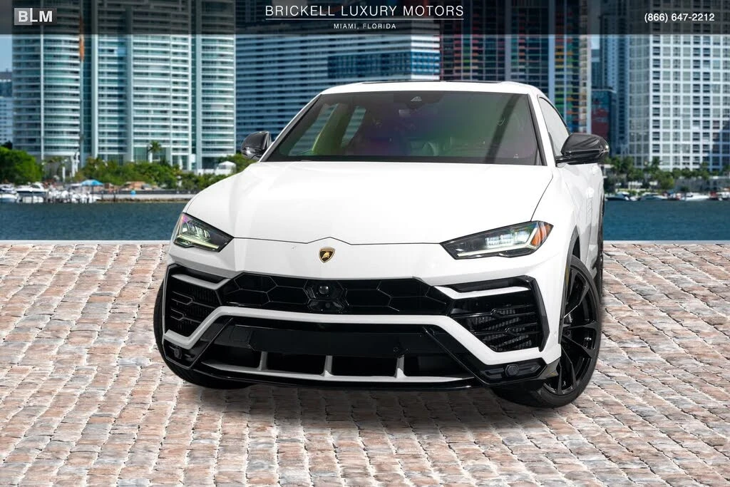 2020 Lamborghini Urus - Image 2 of 31