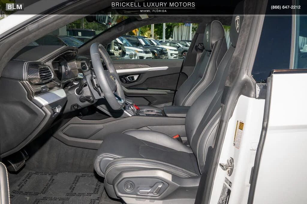 2020 Lamborghini Urus - Image 18 of 31