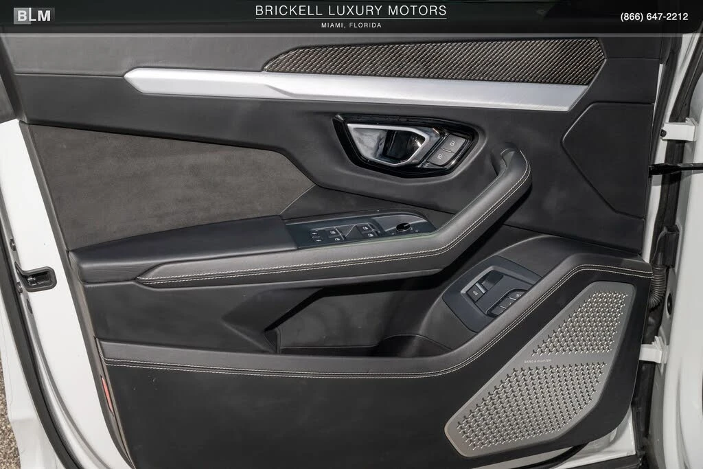 2020 Lamborghini Urus - Image 14 of 31