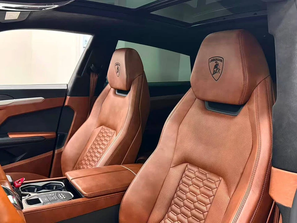 2020 Lamborghini Urus - Image 23 of 28