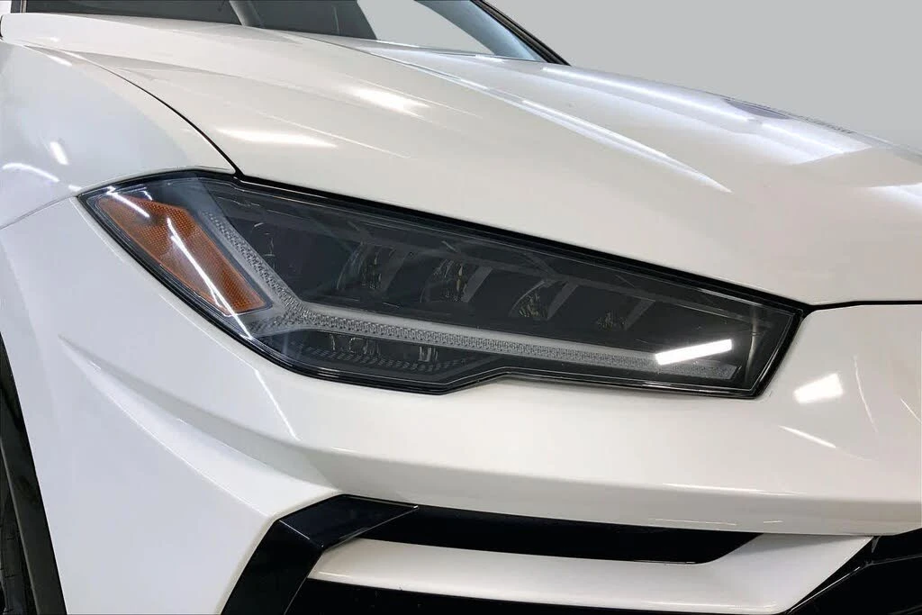 2020 Lamborghini Urus - Image 27 of 31