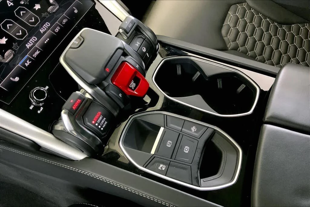 2020 Lamborghini Urus - Image 16 of 31