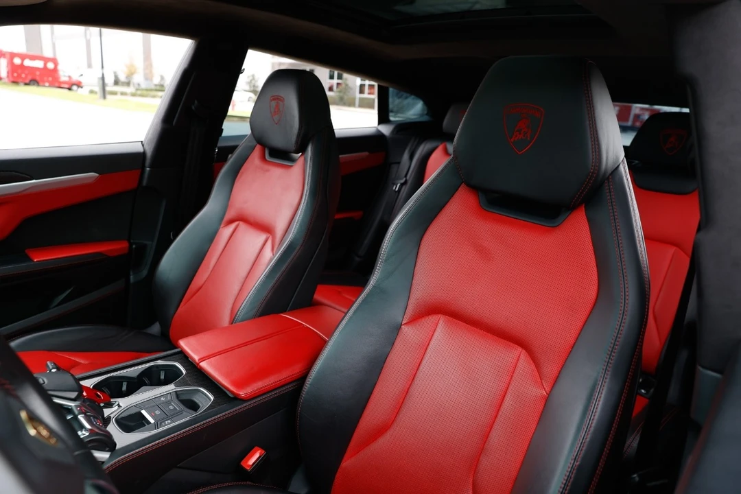 2020 Lamborghini Urus - Image 8 of 12
