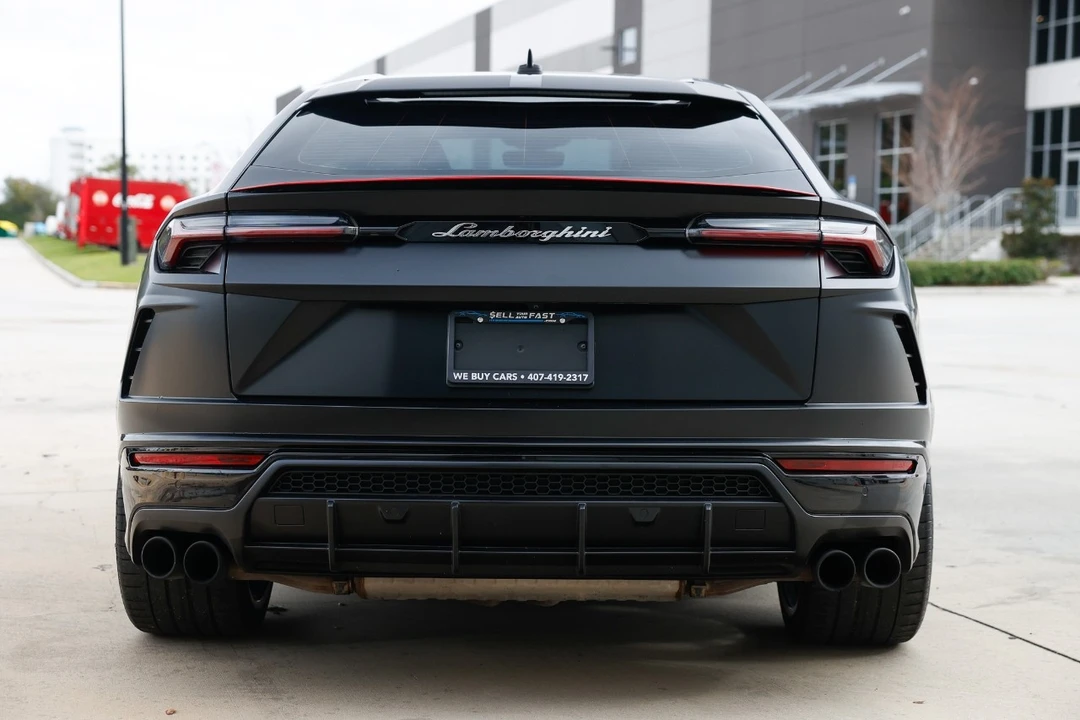 2020 Lamborghini Urus - Image 9 of 12