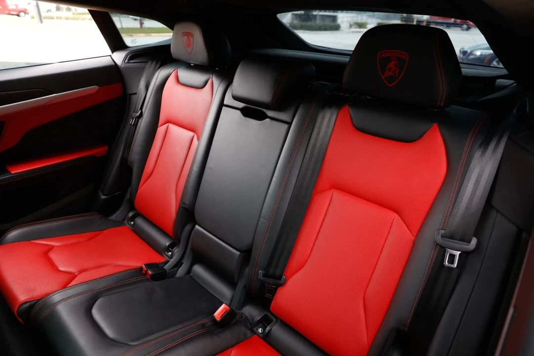 2020 Lamborghini Urus - Image 10 of 12