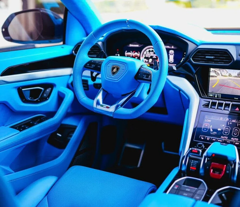 2020 Lamborghini Urus - Image 7 of 10