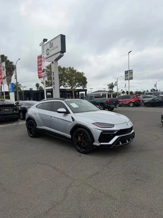 2020 Lamborghini Urus - Image 3 of 13