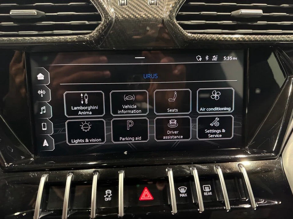 2020 Lamborghini Urus - Image 23 of 30