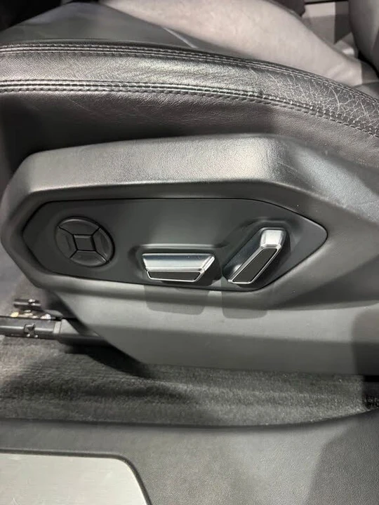 2020 Lamborghini Urus - Image 16 of 30