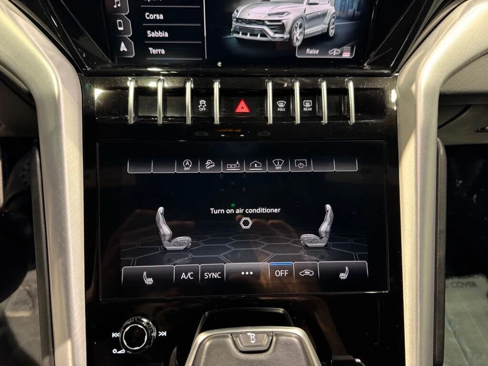 2020 Lamborghini Urus - Image 24 of 30