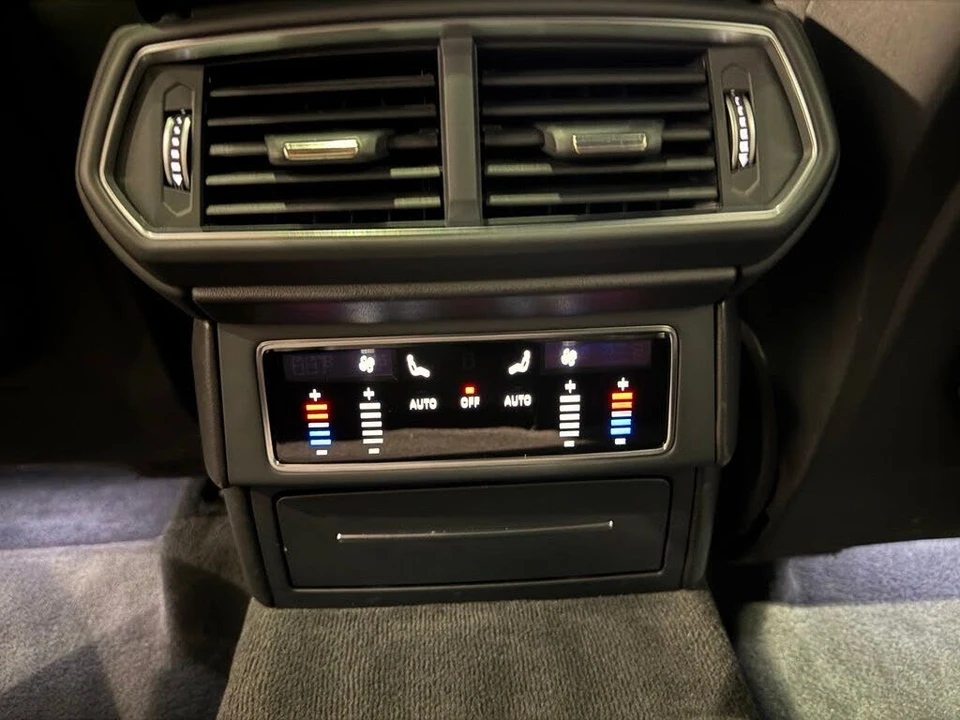 2020 Lamborghini Urus - Image 29 of 30