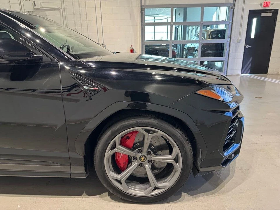 2020 Lamborghini Urus - Image 9 of 30