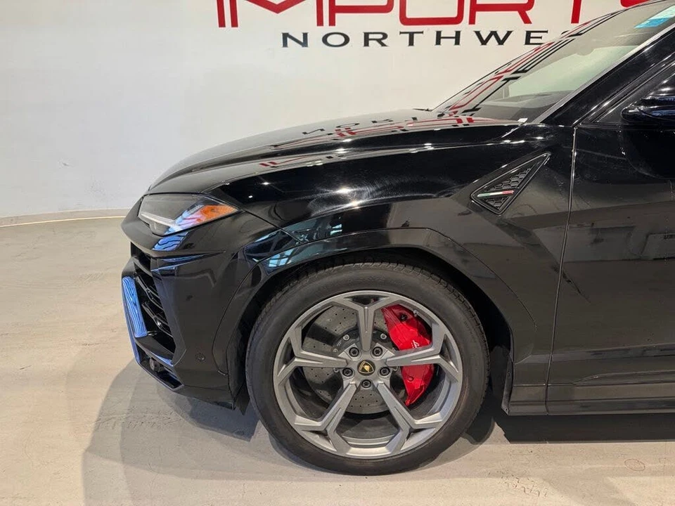 2020 Lamborghini Urus - Image 3 of 30