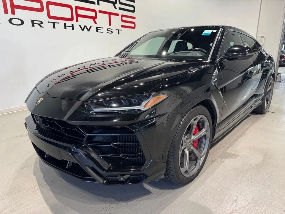 2020 Lamborghini Urus - Image 2 of 30