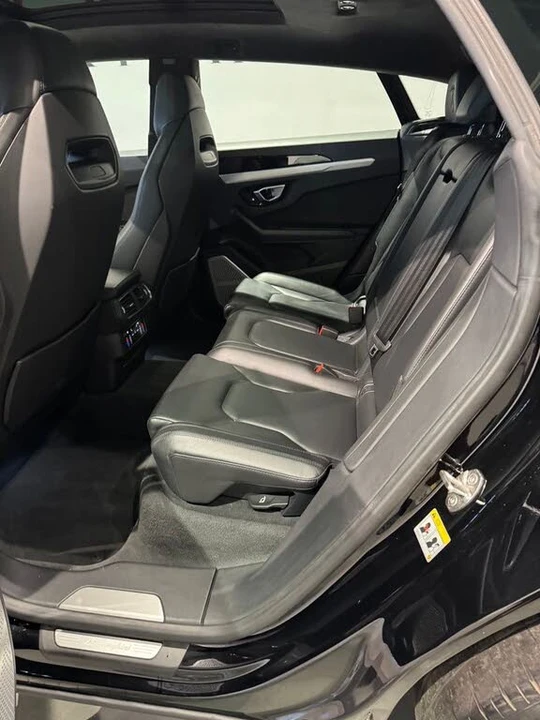 2020 Lamborghini Urus - Image 28 of 30