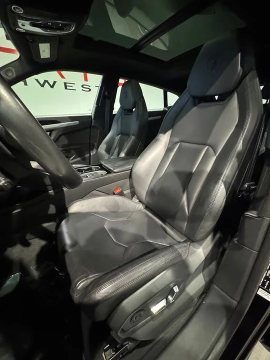 2020 Lamborghini Urus - Image 17 of 30