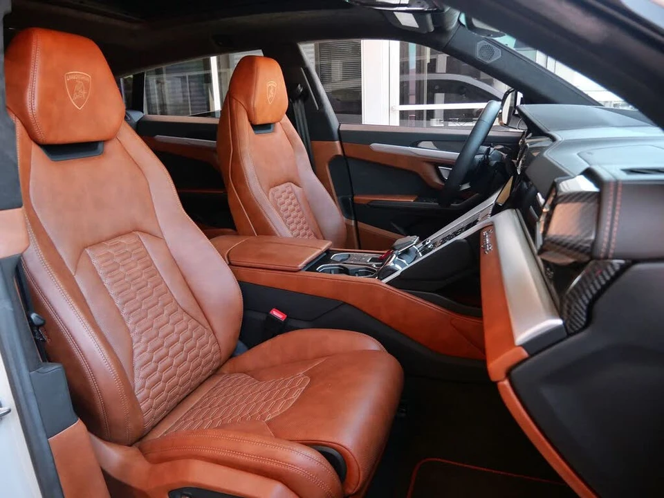 2020 Lamborghini Urus - Image 8 of 26