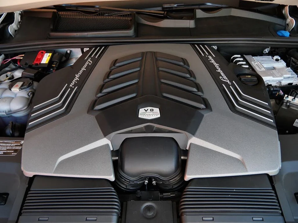 2020 Lamborghini Urus - Image 25 of 26