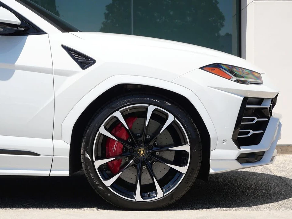 2020 Lamborghini Urus - Image 9 of 26