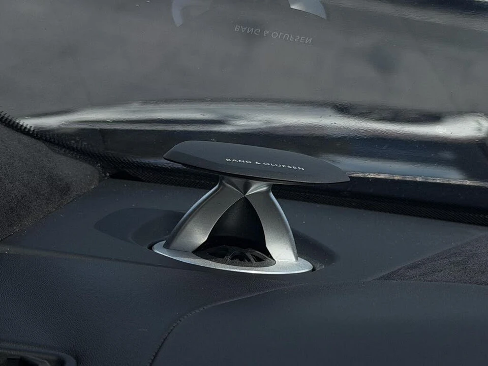 2020 Lamborghini Urus - Image 10 of 31