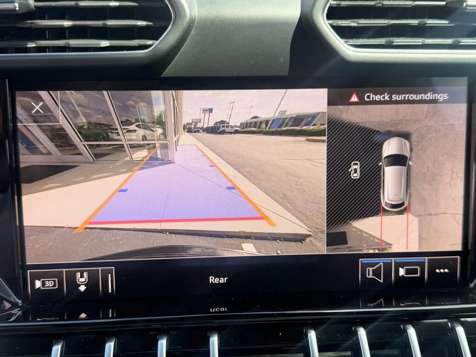 2020 Lamborghini Urus - Image 14 of 31