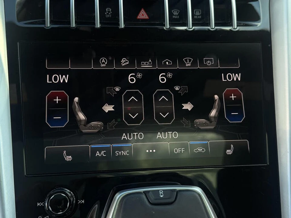 2020 Lamborghini Urus - Image 18 of 31