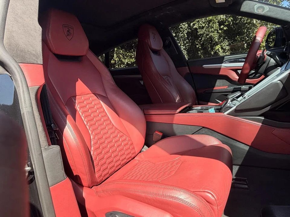 2020 Lamborghini Urus - Image 7 of 31