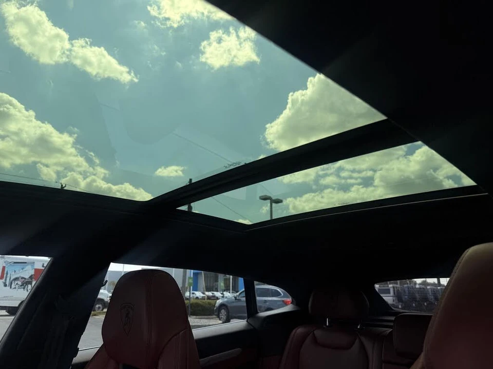 2020 Lamborghini Urus - Image 25 of 31