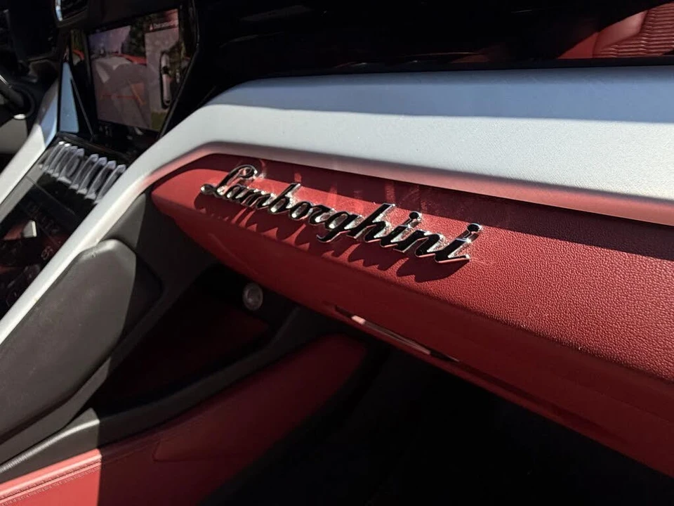 2020 Lamborghini Urus - Image 6 of 31