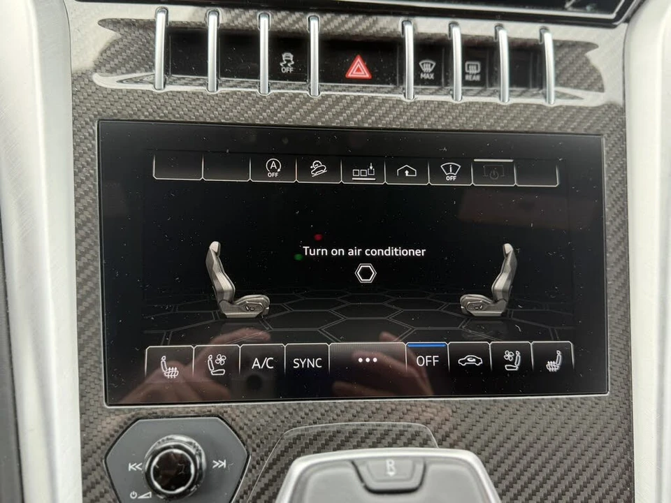 2020 Lamborghini Urus - Image 20 of 27