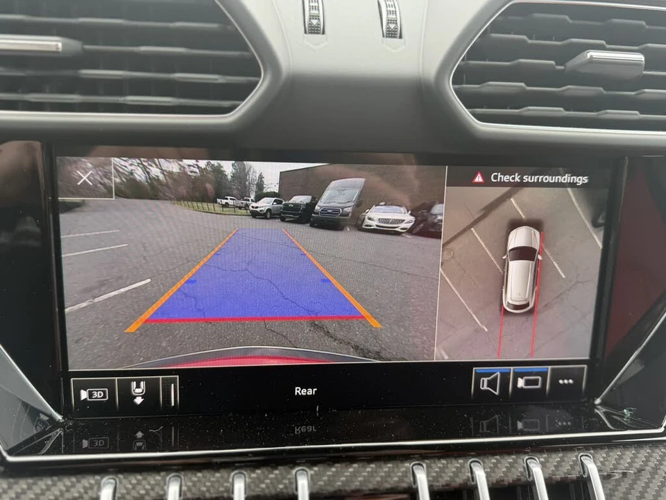 2020 Lamborghini Urus - Image 21 of 27