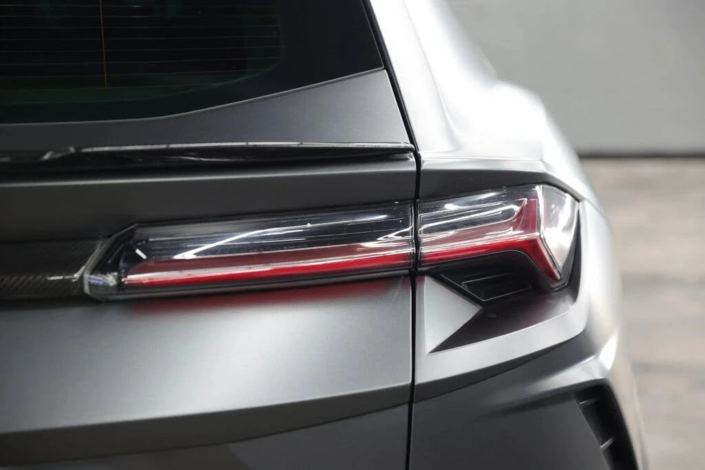 2020 Lamborghini Urus - Image 23 of 31