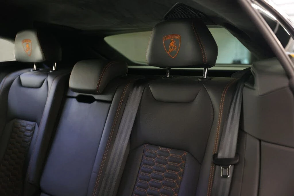 2020 Lamborghini Urus - Image 18 of 31