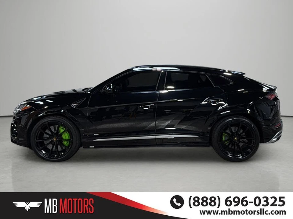 2020 Lamborghini Urus - Image 2 of 31