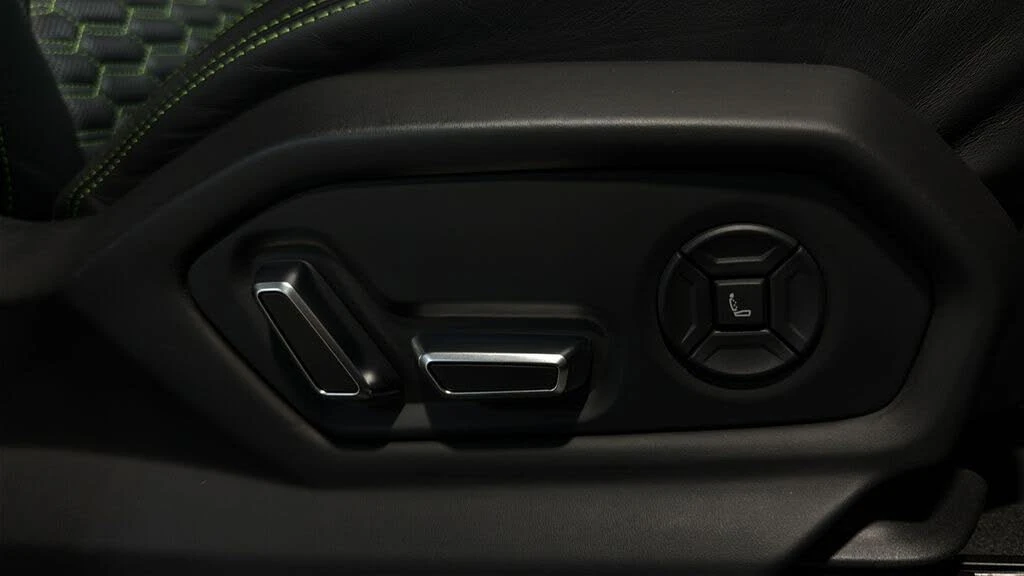 2020 Lamborghini Urus - Image 16 of 31