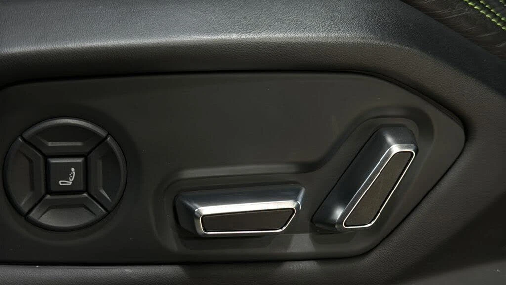 2020 Lamborghini Urus - Image 29 of 31