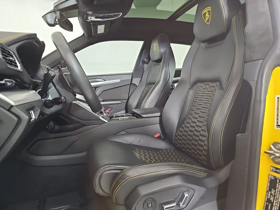 2020 Lamborghini Urus - Image 14 of 31