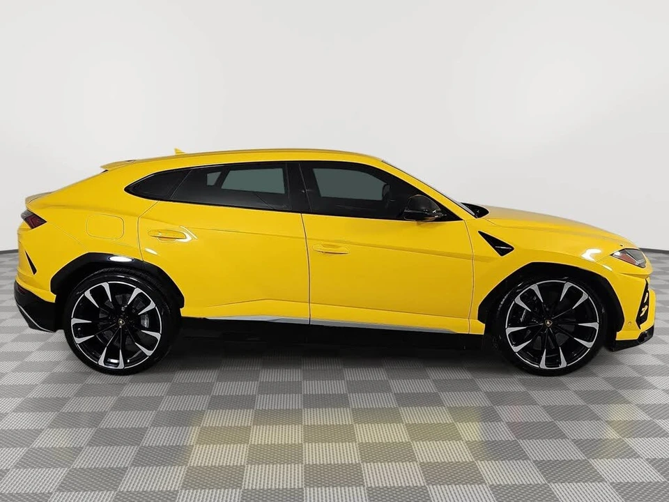 2020 Lamborghini Urus - Image 9 of 31