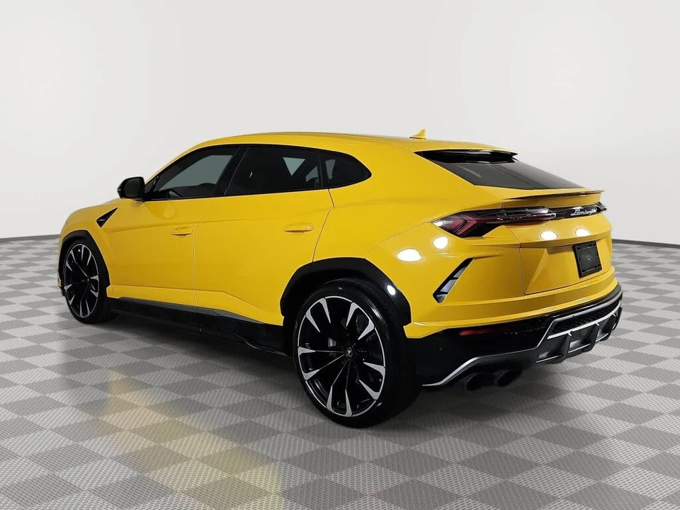 2020 Lamborghini Urus - Image 6 of 31