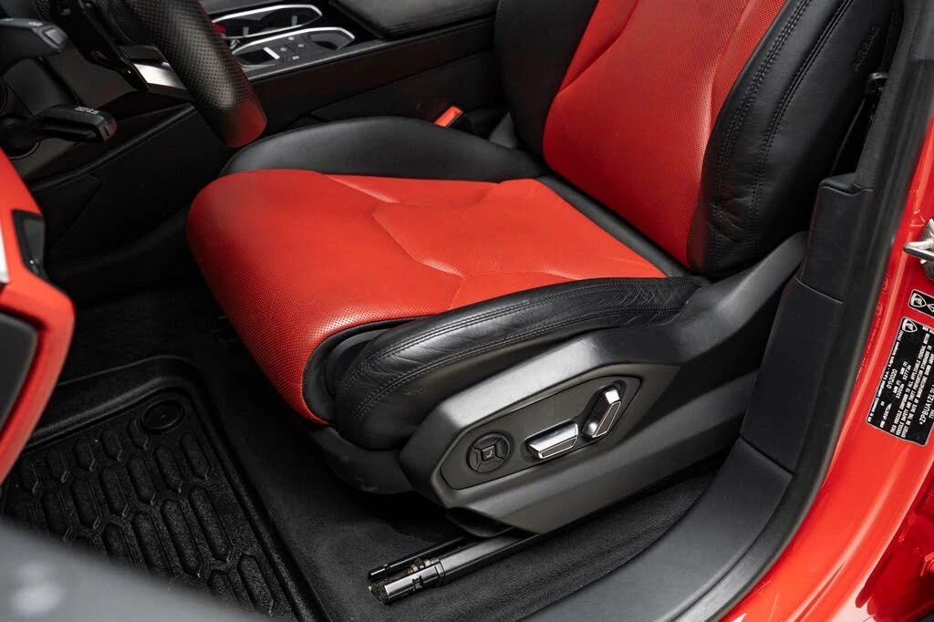 2020 Lamborghini Urus - Image 15 of 31