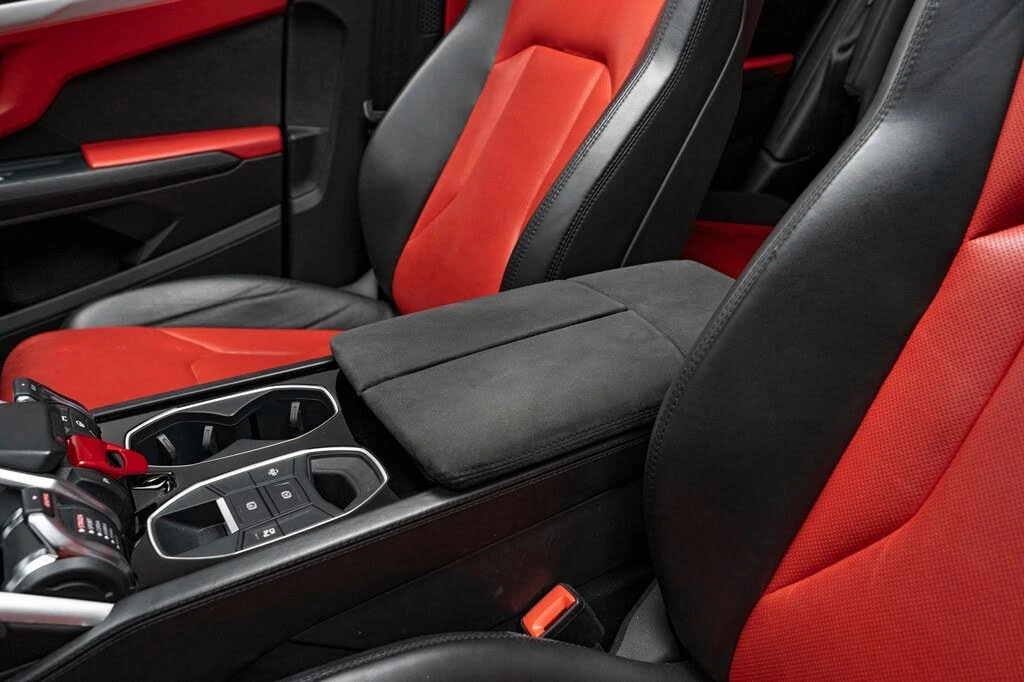 2020 Lamborghini Urus - Image 17 of 31