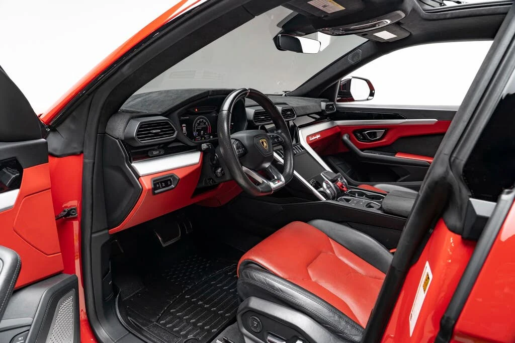 2020 Lamborghini Urus - Image 11 of 31