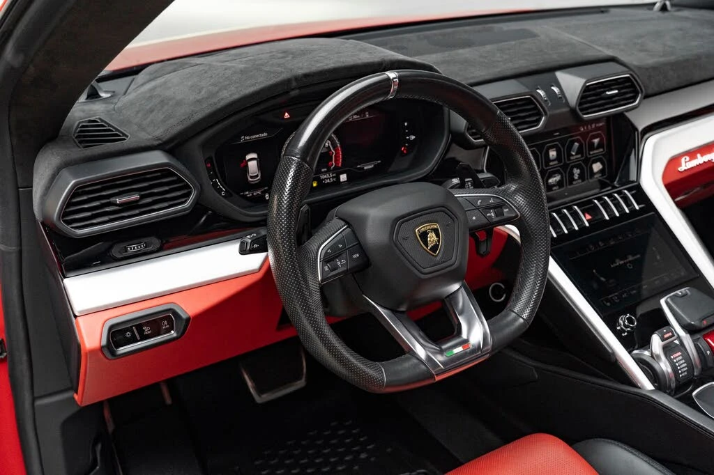 2020 Lamborghini Urus - Image 13 of 31