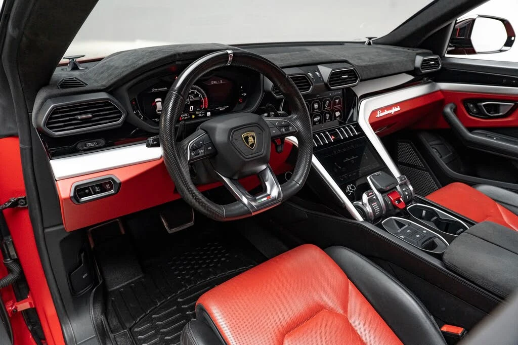 2020 Lamborghini Urus - Image 12 of 31