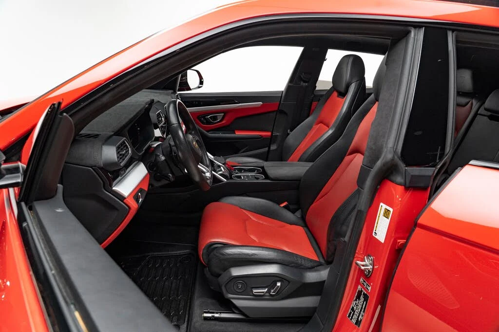 2020 Lamborghini Urus - Image 19 of 31