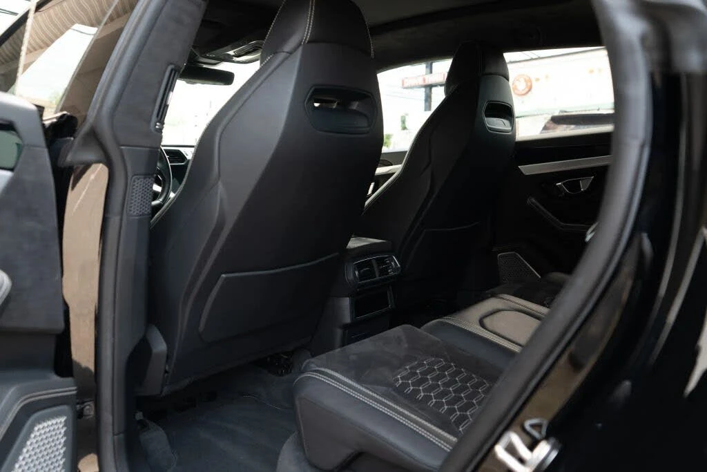 2020 Lamborghini Urus - Image 23 of 31