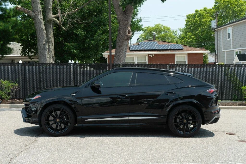 2020 Lamborghini Urus - Image 7 of 31